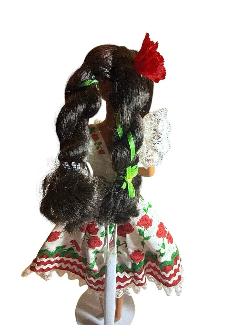 Mattel Barbie Mexican Barbie Dolls of The World 1995